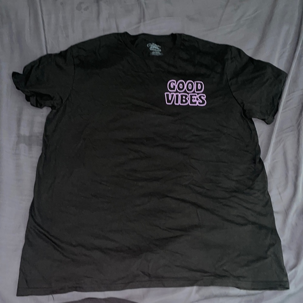good vibes tee